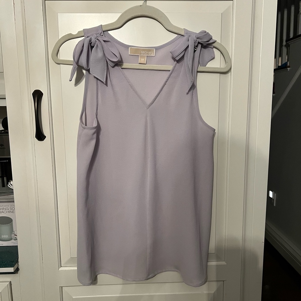 Michaels Light Purple Sleeveless Top with Bow Accent